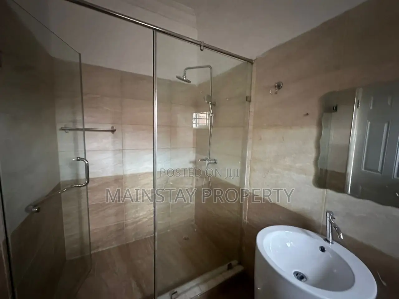 2bdrm Apartment in Mainstay Estates, Airport Residential Area for rent