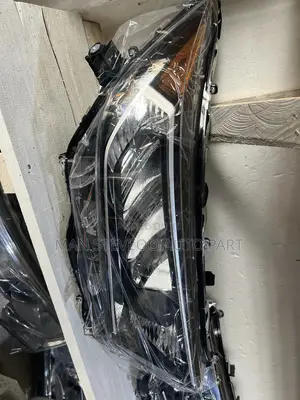 Toyota RAV4 Front Light Pair 2018-2020