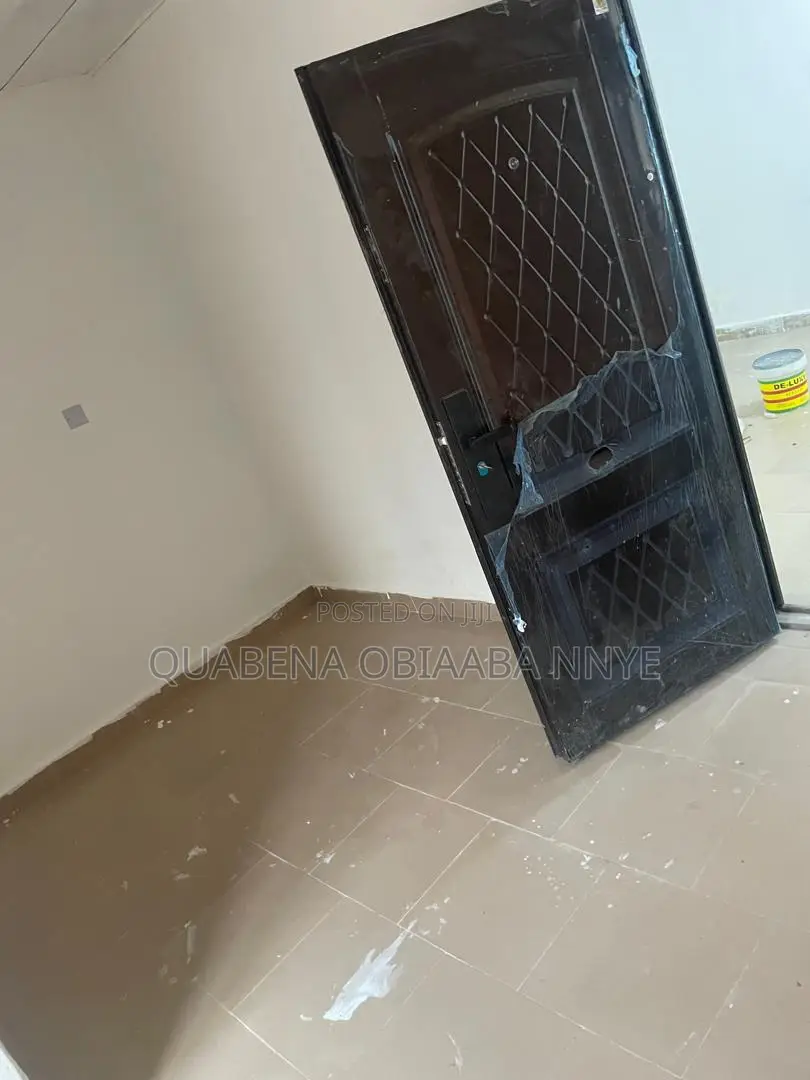 1bdrm Apartment in Lakeside Estate for rent