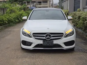 Mercedes-Benz C300 Luxury 4dr RWD Sedan (2.0L 4cyl 7A) 2015 White
