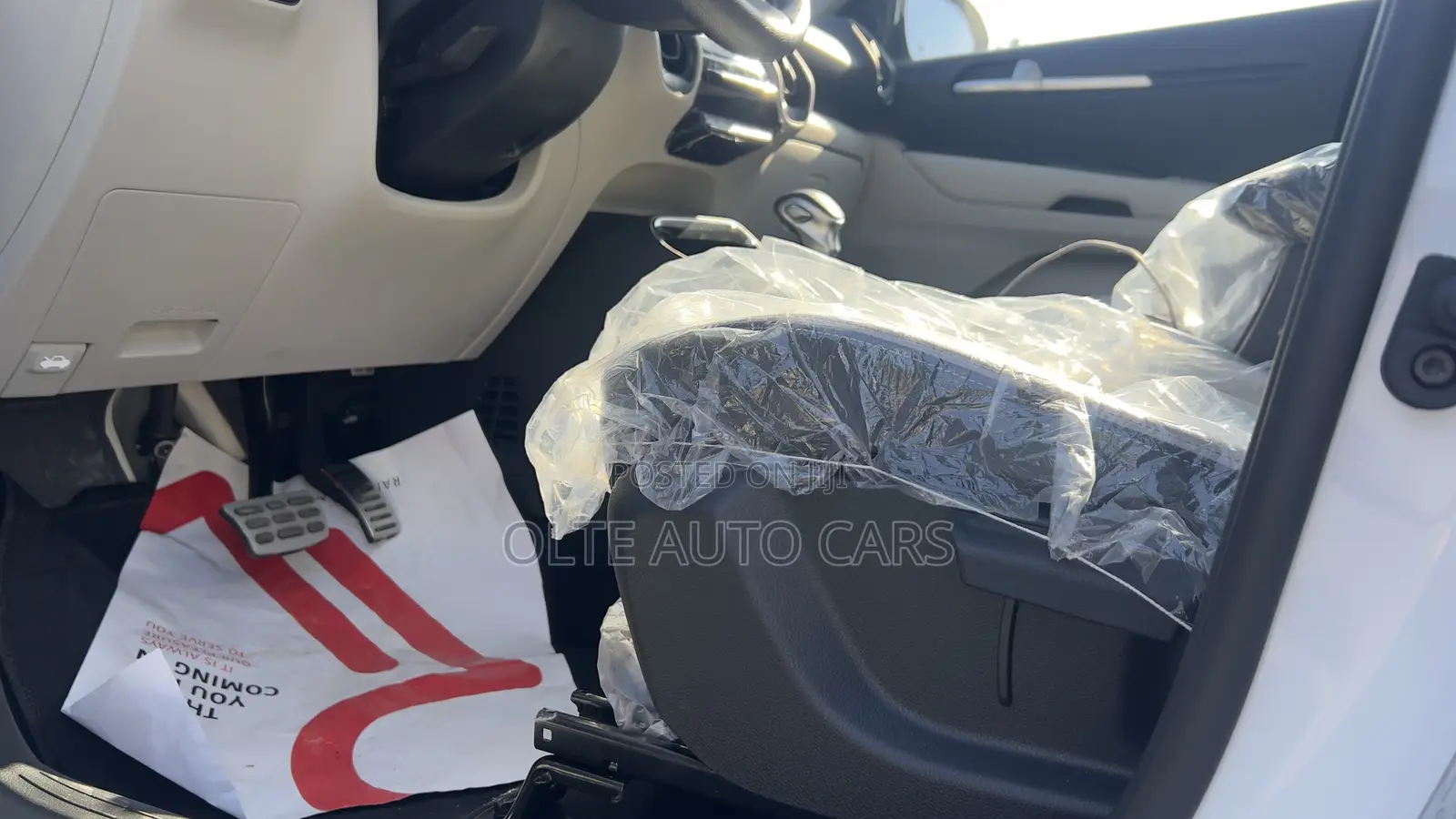 New Kia Sonet 1.5 Petrol FWD 2025 White