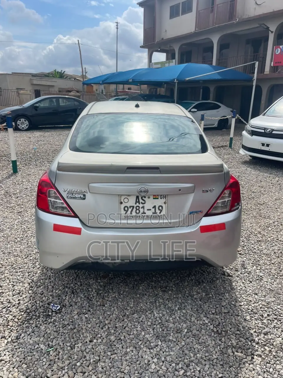 Nissan Versa 2013 Silver