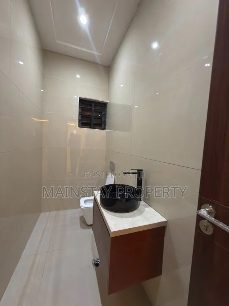 3bdrm House in Mainstay Estates, East Legon for sale