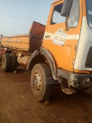 Tipper Truck