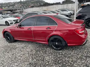 Mercedes-Benz C250 2014 Red