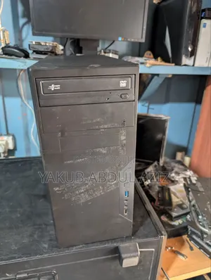 Desktop Computer Asus 8GB Intel Core i5 HDD 6T