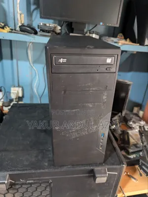 Desktop Computer Asus 8GB Intel Core i5 HDD 6T