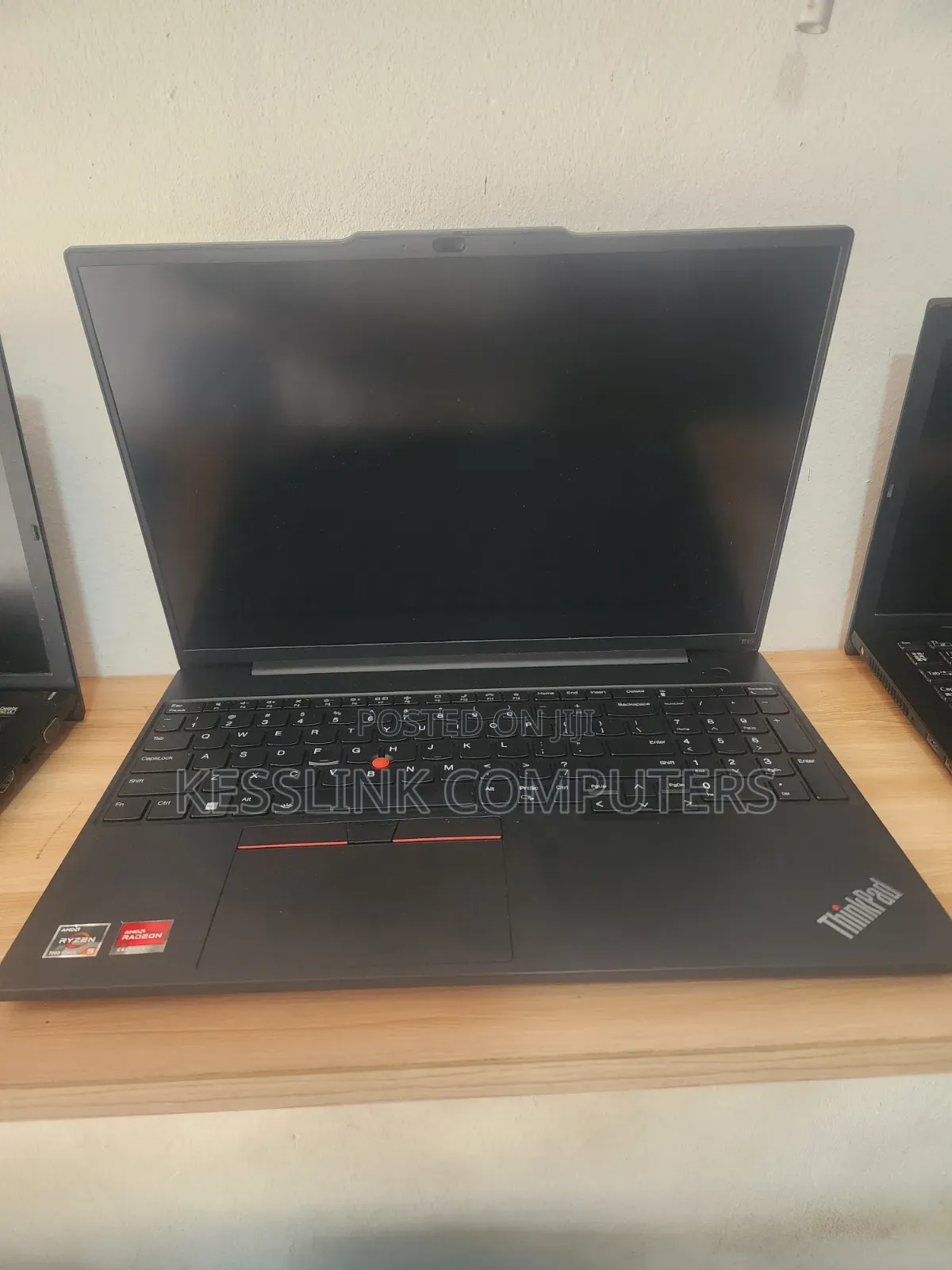 Laptop Lenovo ThinkPad E16 G1 16GB AMD Ryzen 5 SSD 256GB