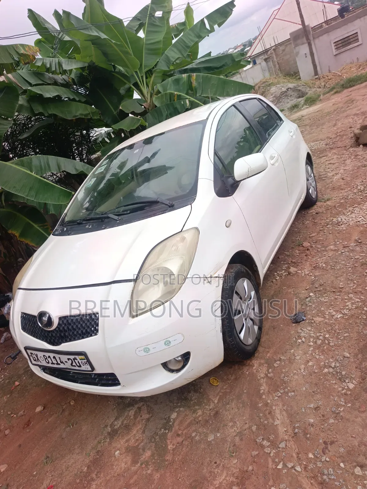 Toyota Vitz 2010 White