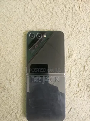 Samsung Galaxy Z Flip5 256 GB Graphite
