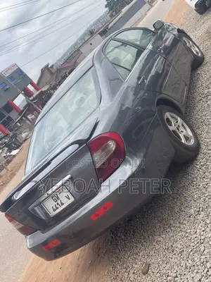 Toyota Camry 2000 Gray