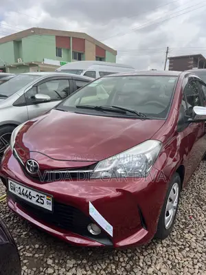 Toyota Vitz 1.3 FWD 3dr 2015 Burgundy