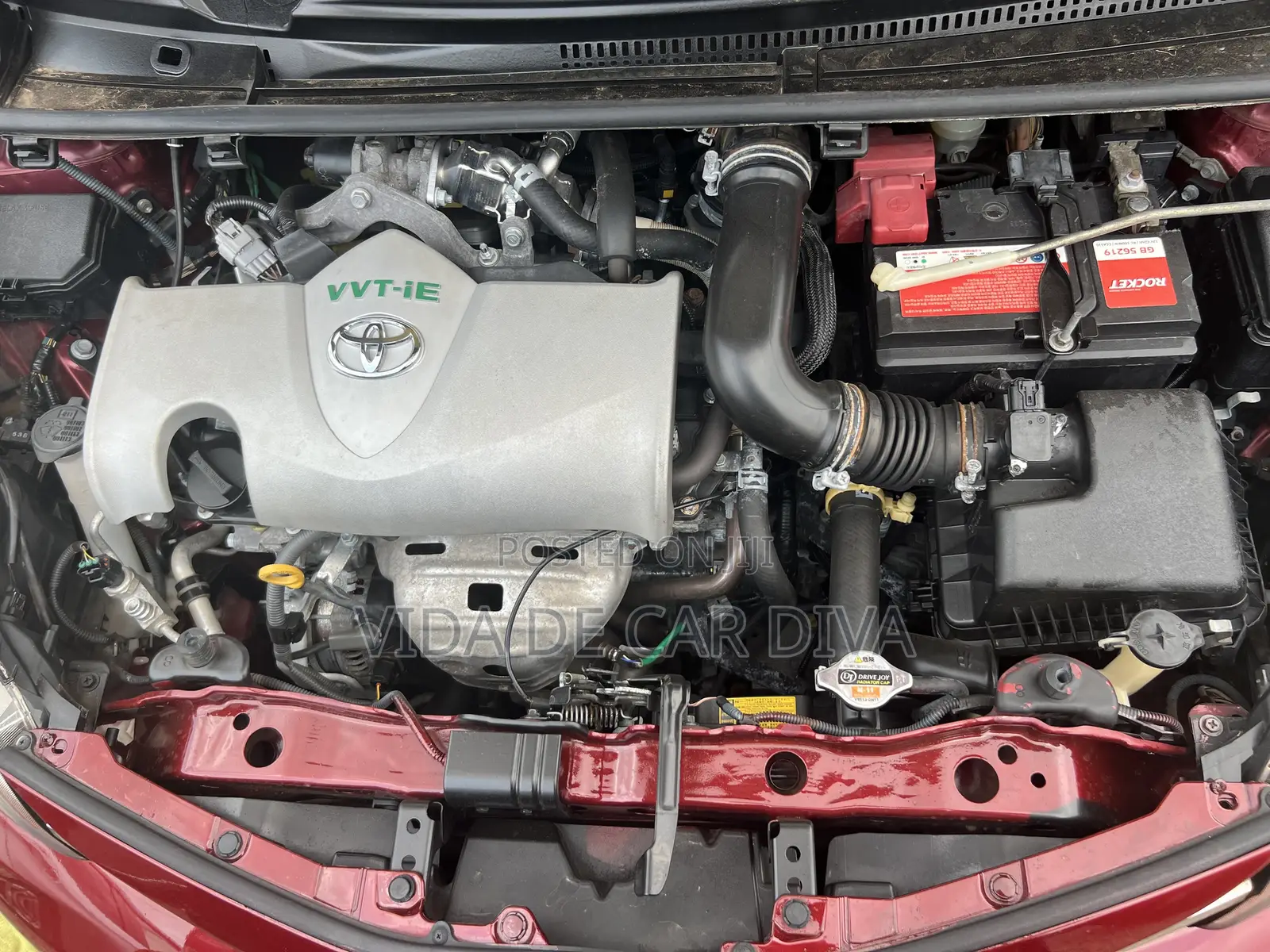 Toyota Vitz 1.3 FWD 3dr 2015 Burgundy