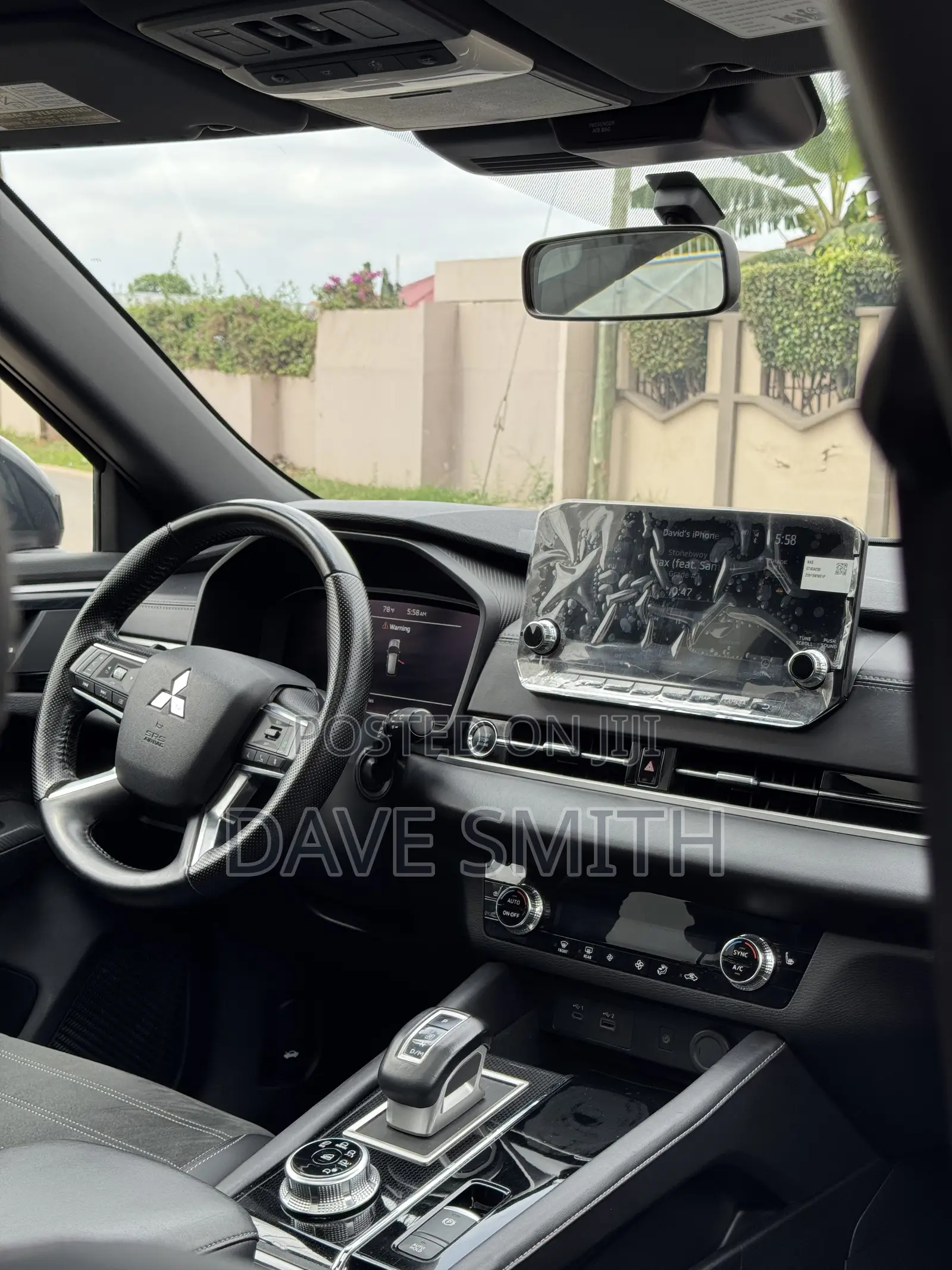 Mitsubishi Outlander SE Black Edition 2024 Red