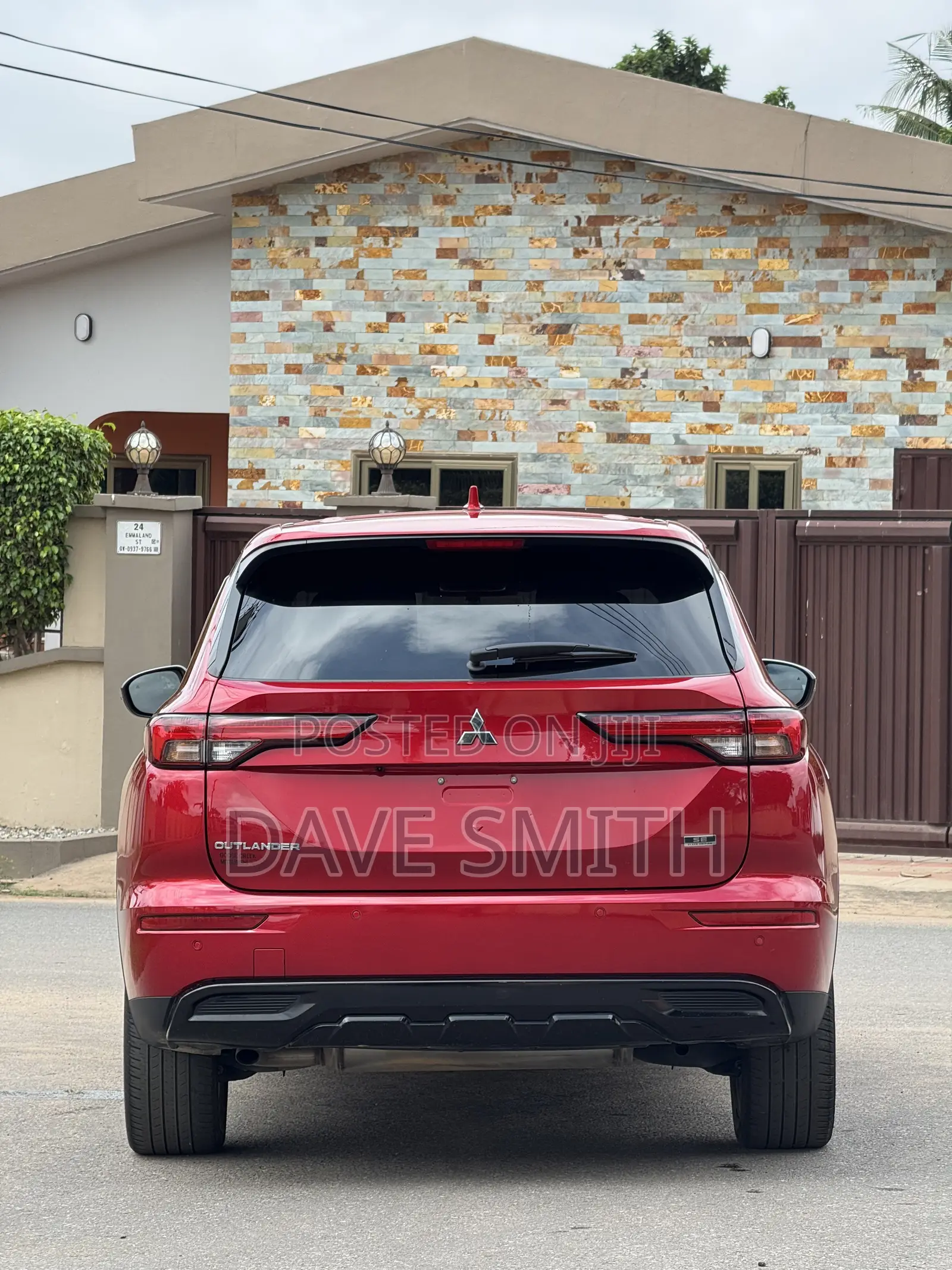 Mitsubishi Outlander SE Black Edition 2024 Red