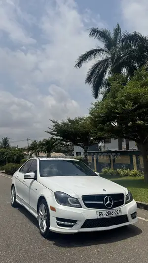 Mercedes-Benz C250 2014 White