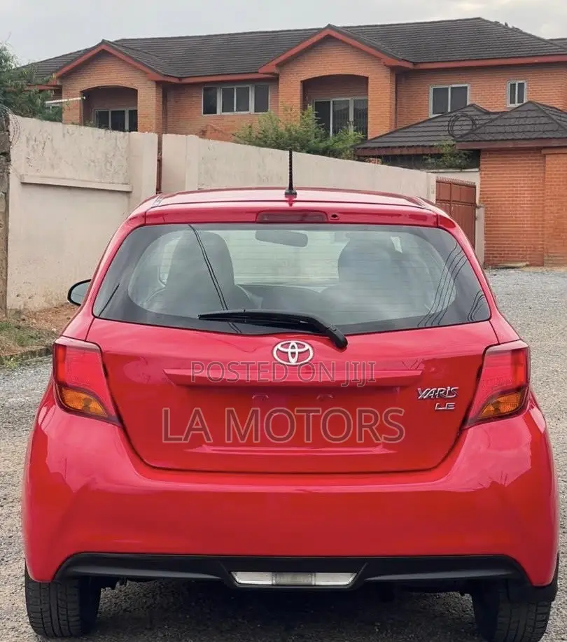 Toyota Yaris 2015 Red