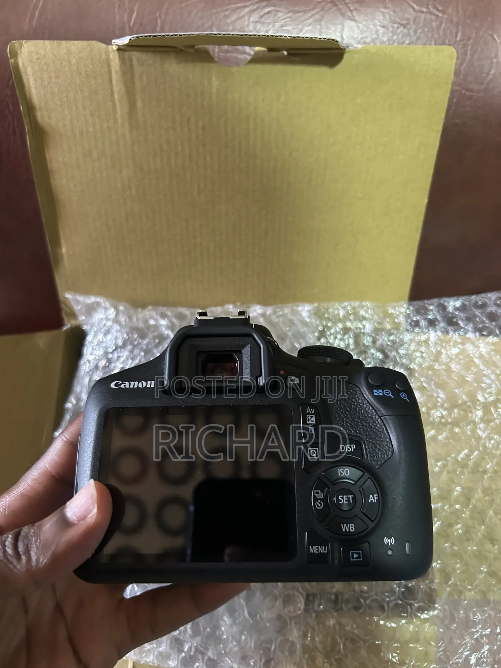 Canon Eos Rebel T7 DSLR Camera Ef-S