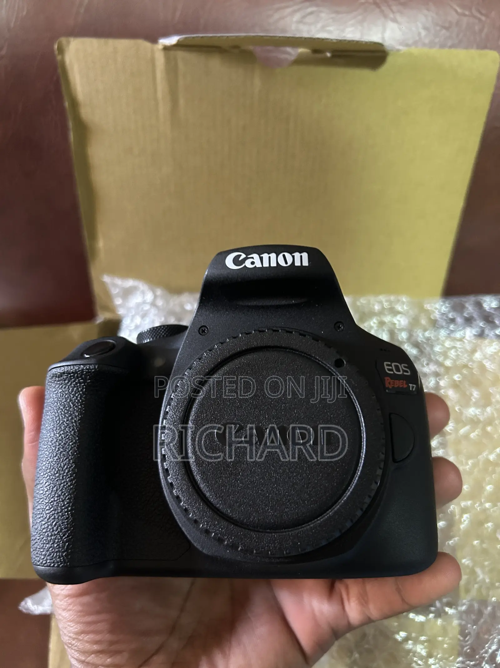 Canon Eos Rebel T7 DSLR Camera Ef-S