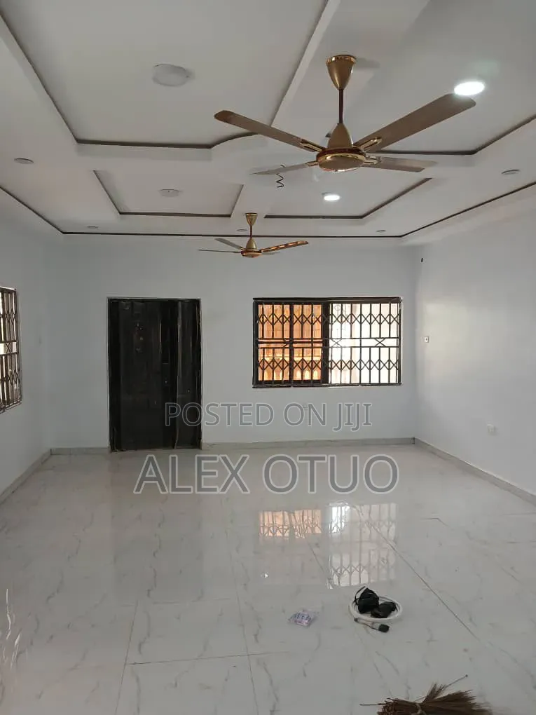 4bdrm House in Alex Otuo Properties, Kumasi Metropolitan for rent