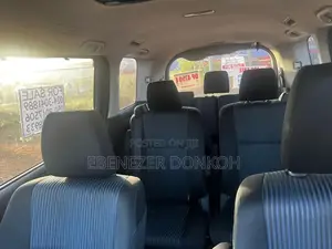 Toyota Voxy X 2WD 7-Seater 2014 Black