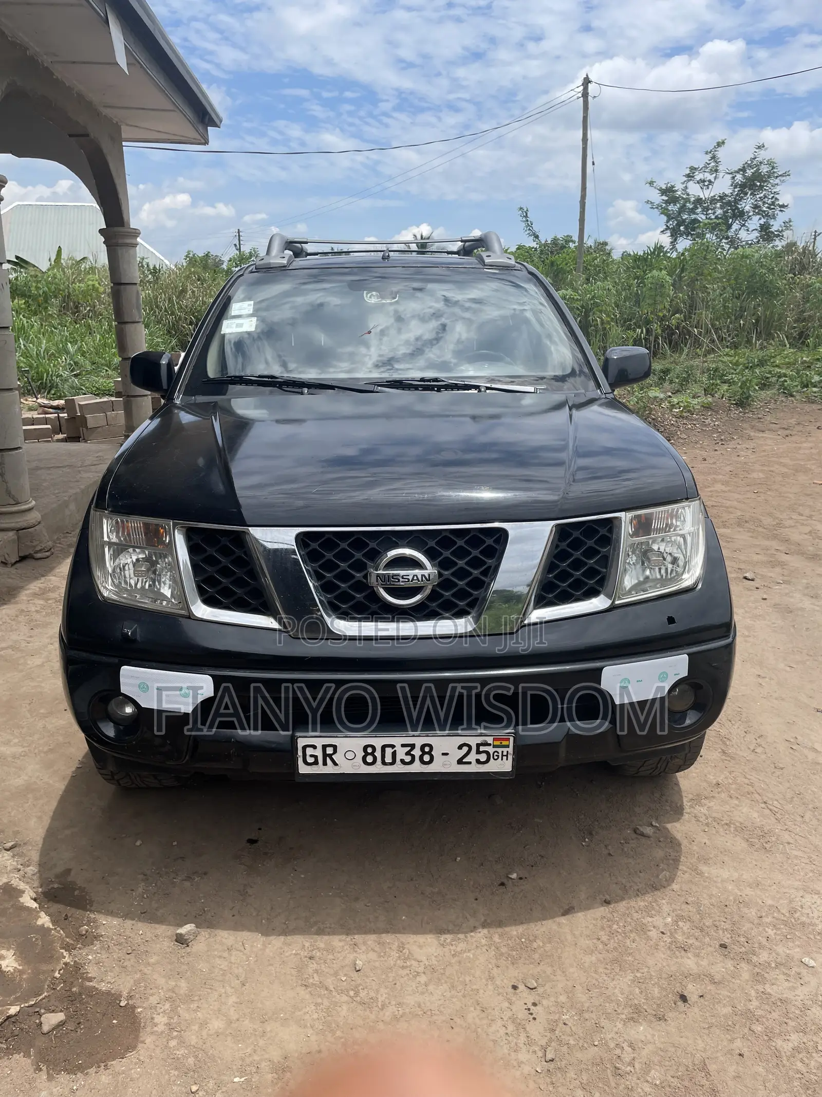 Nissan Navara 2015 Black
