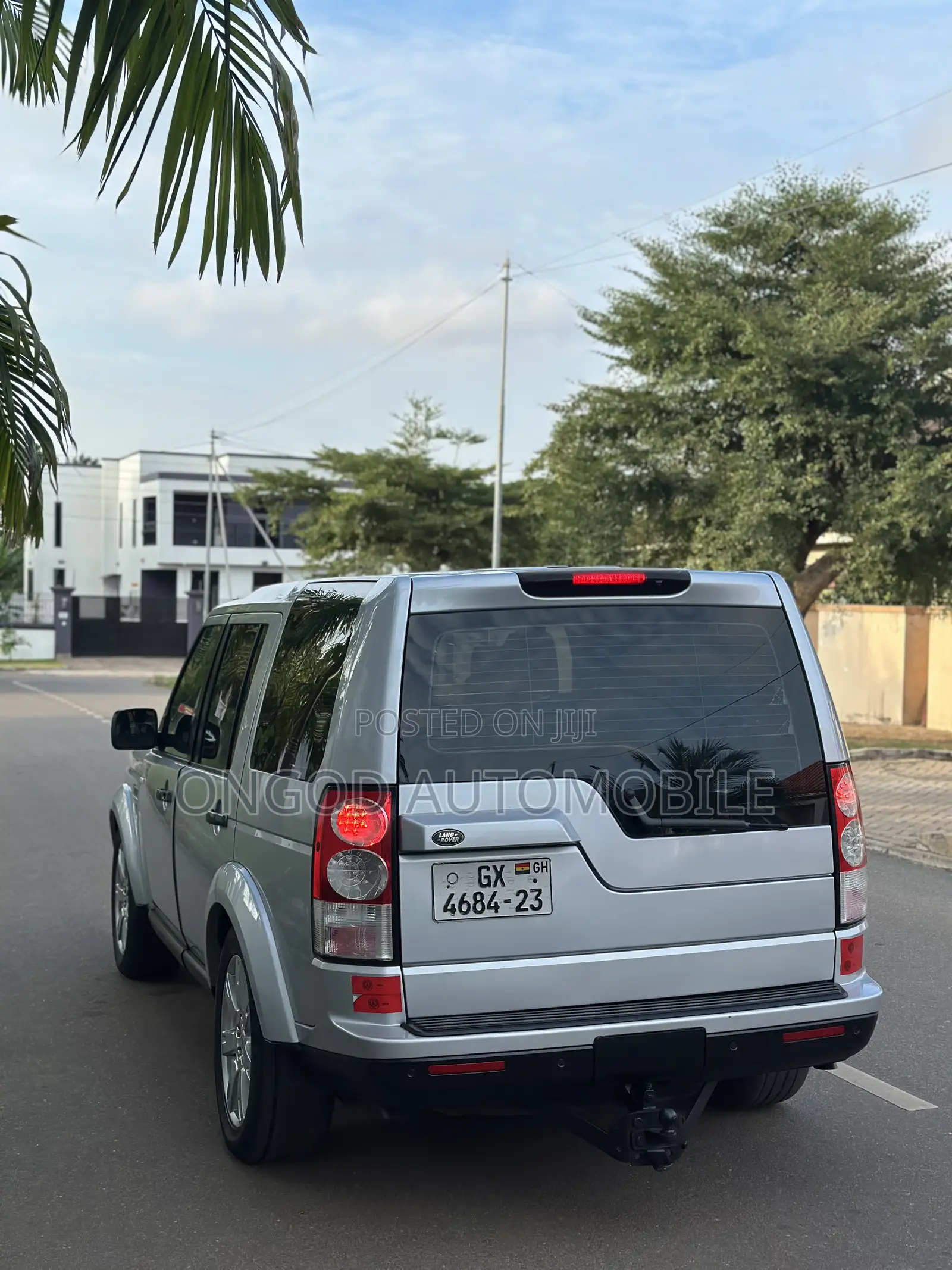 Land Rover Discovery 2012 Silver