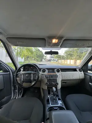 Land Rover Discovery 2012 Silver