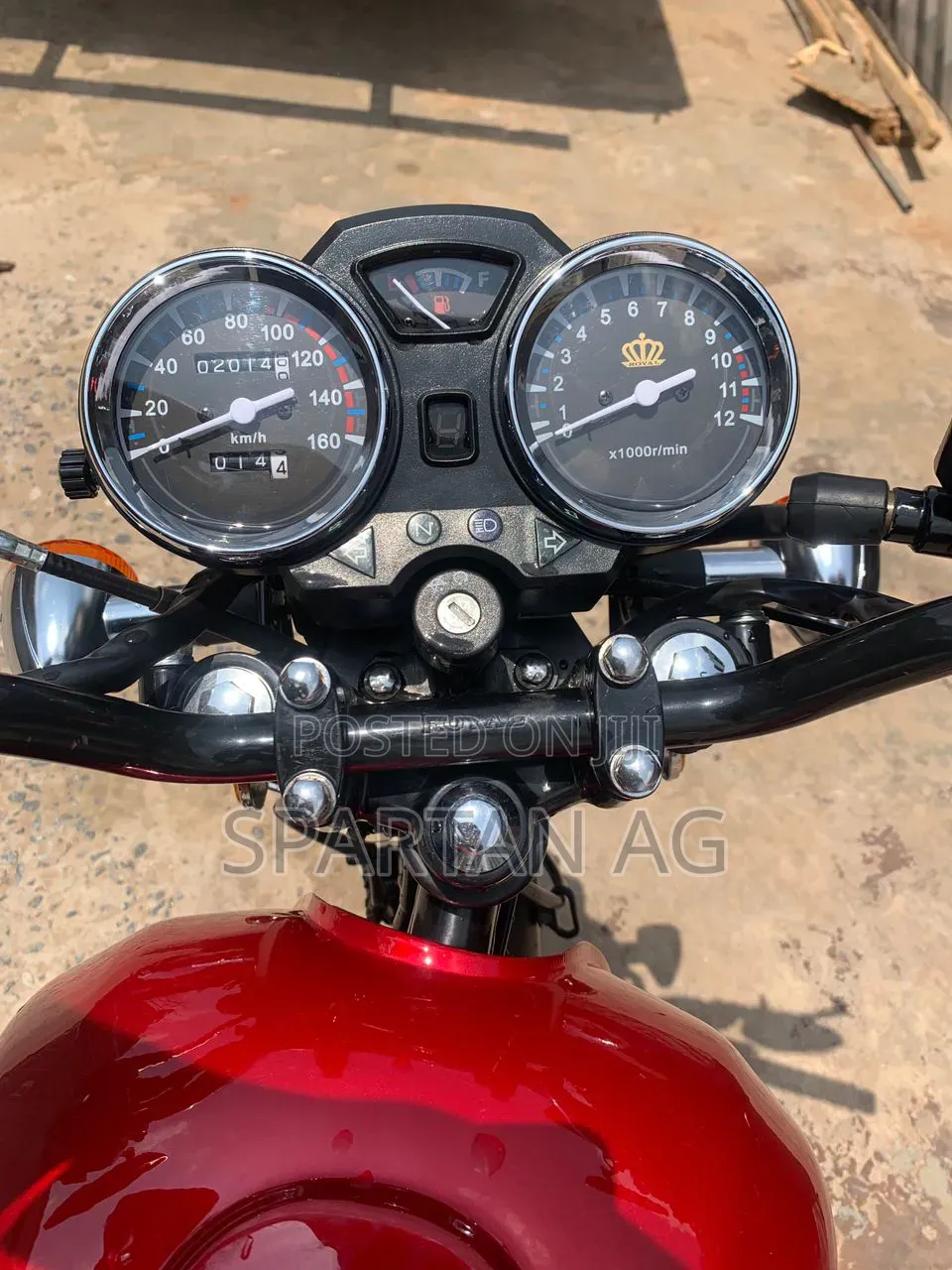 New Royal RY125 2025 Red