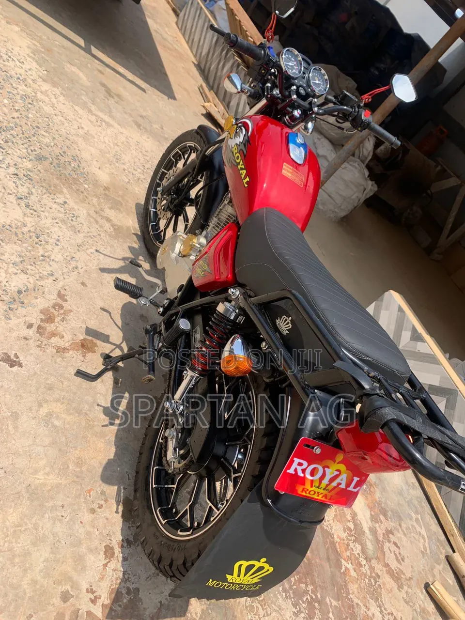 New Royal RY125 2025 Red