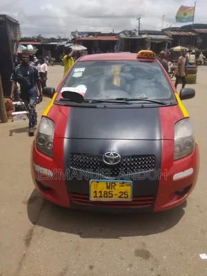 Toyota Yaris 2009 Red
