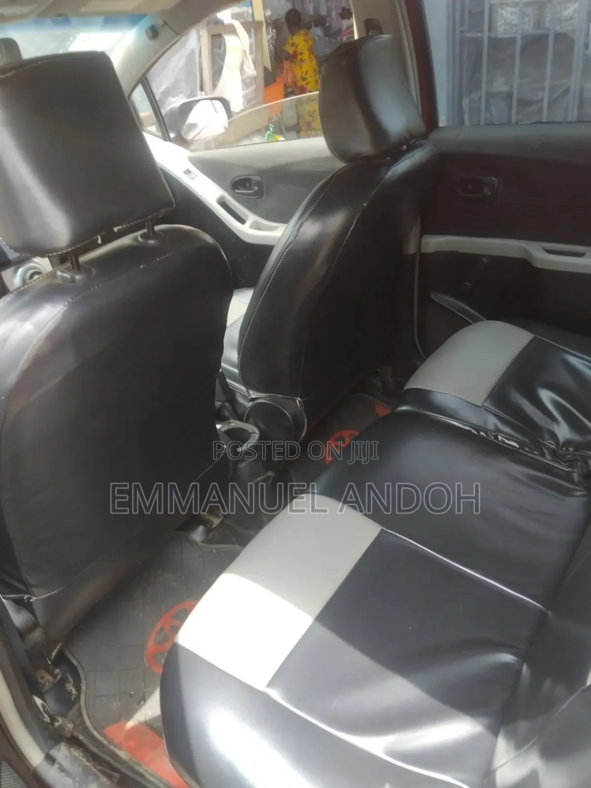 Toyota Yaris 2009 Red