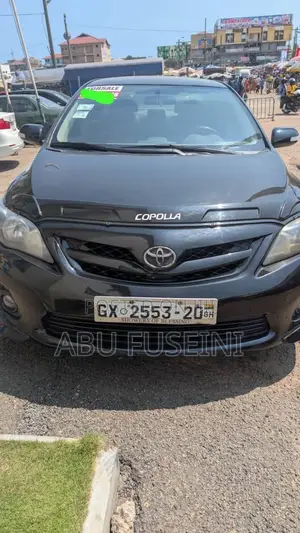 Toyota Corolla L 4-Speed Automatic 2013 Black