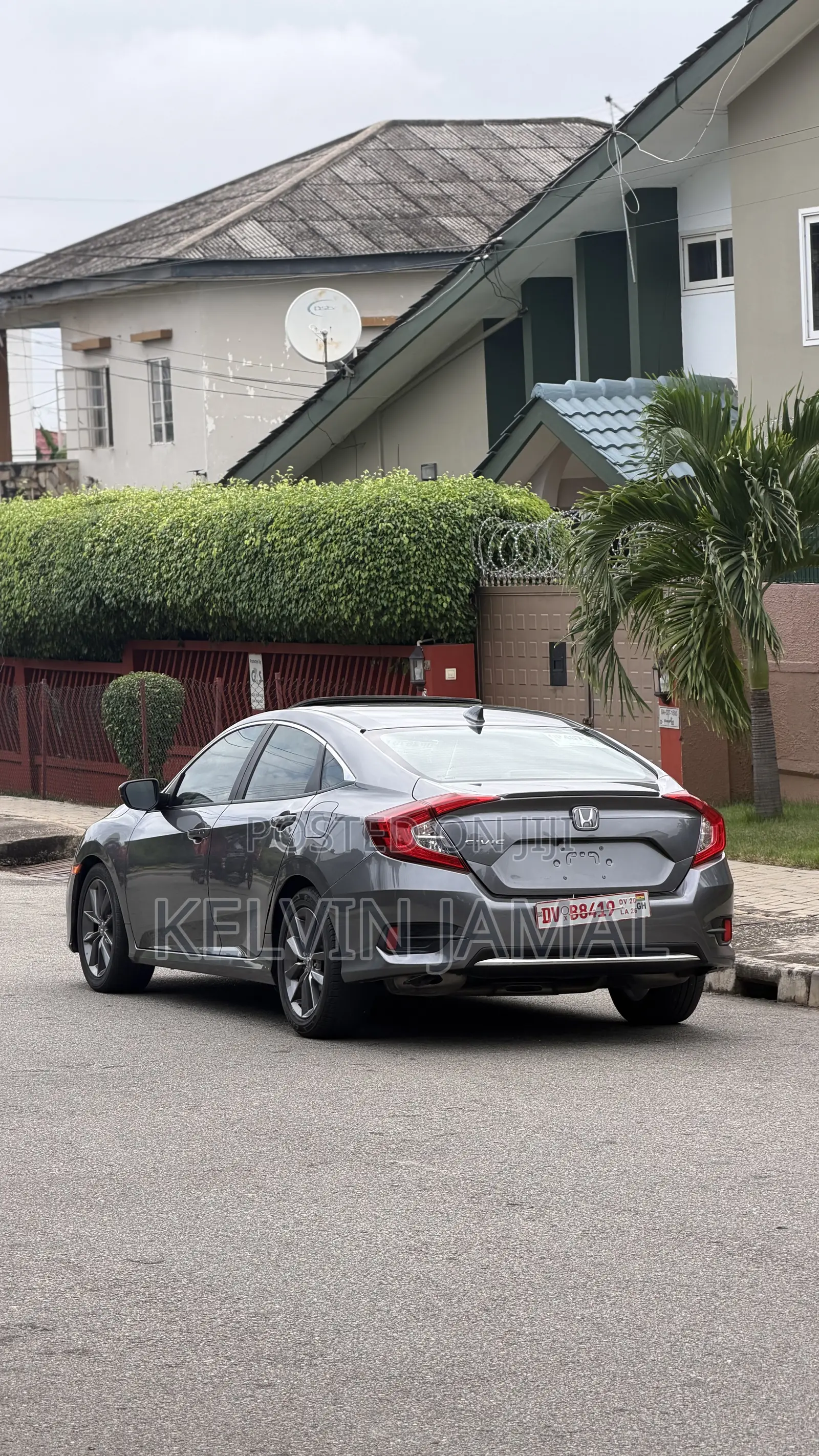 Honda Civic EX Sedan 2020 Gray