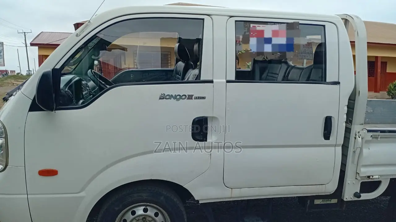 Kia Bongo 2017 White