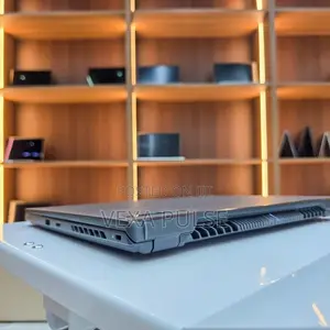 Laptop Asus ROG Zephyrus G16 16GB Intel Core i9 SSD 1T