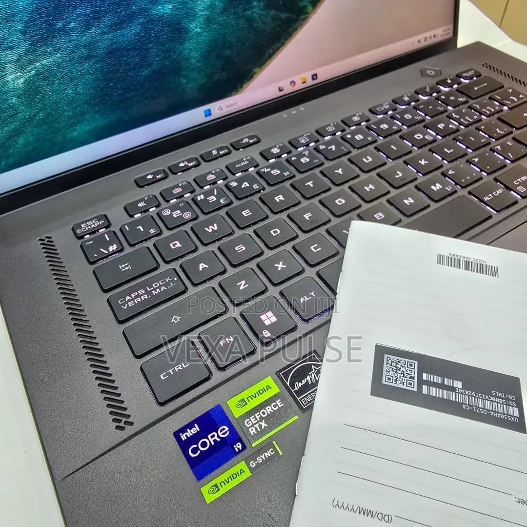 Laptop Asus ROG Zephyrus G16 16GB Intel Core i9 SSD 1T