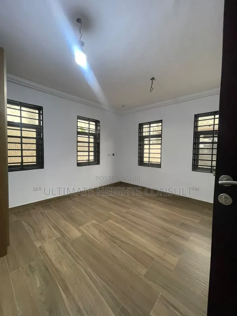 3bdrm Apartment in West Trassaco, A&C Mall Area for rent