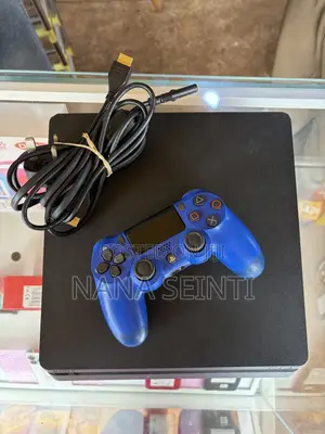 PS4 Slim 1TB Very Neat With PES (ONLY)
