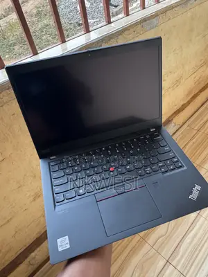 Laptop Lenovo ThinkPad X13 Gen 4 16GB Intel Core i7 SSD 1T
