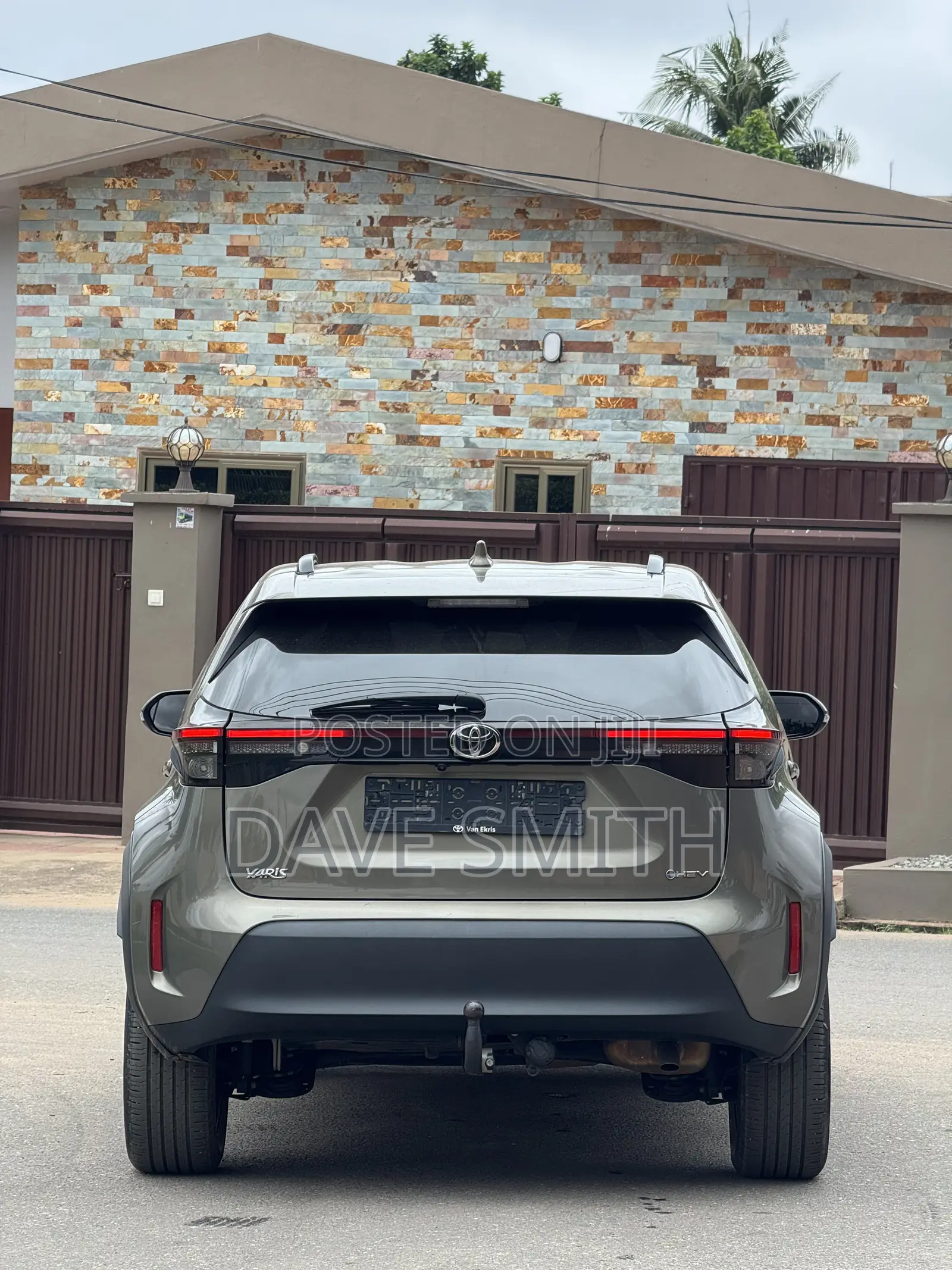 Toyota Yaris Cross 1.5 AWD 2023 Brown