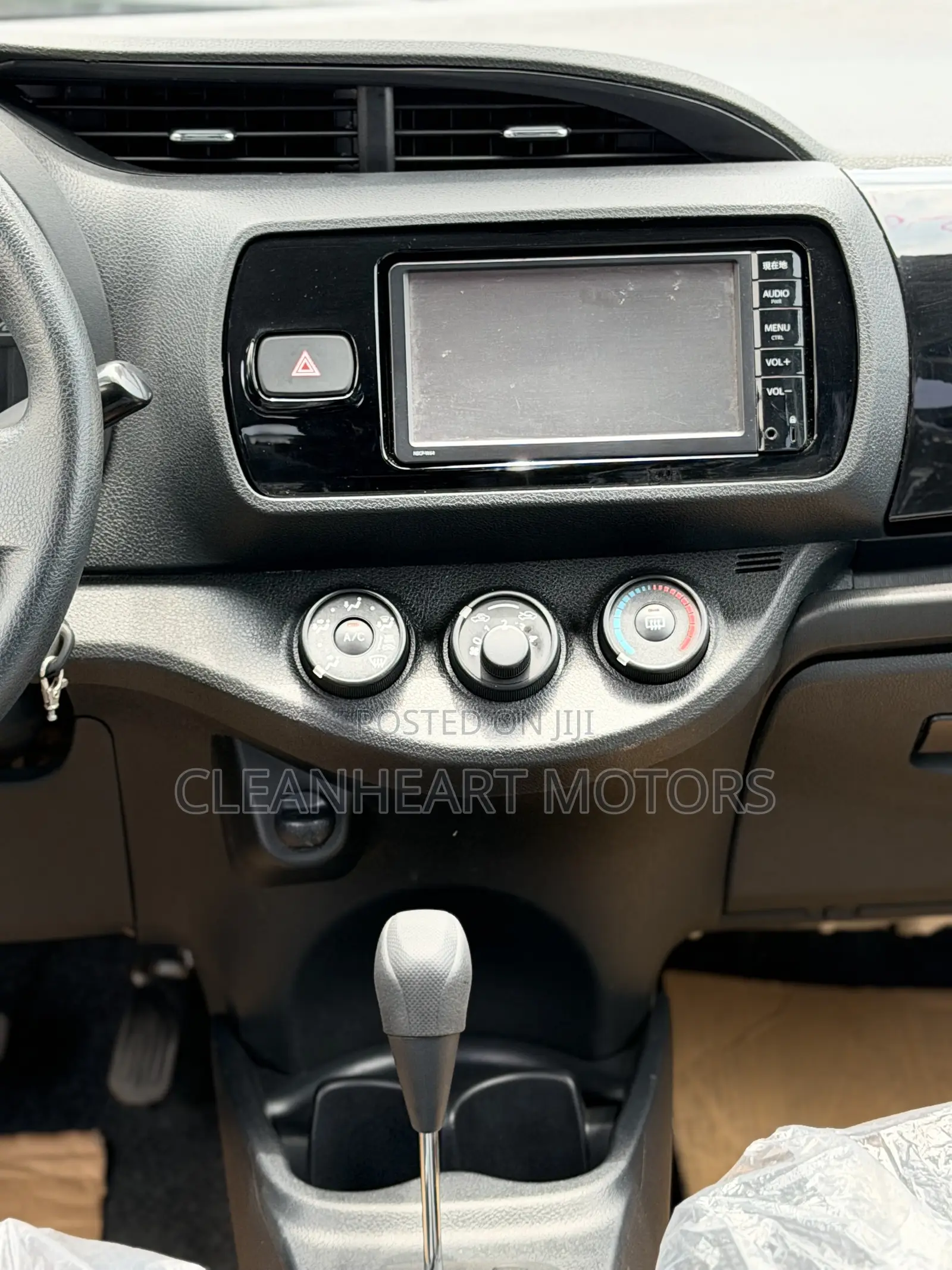 Toyota Vitz 2015 Blue