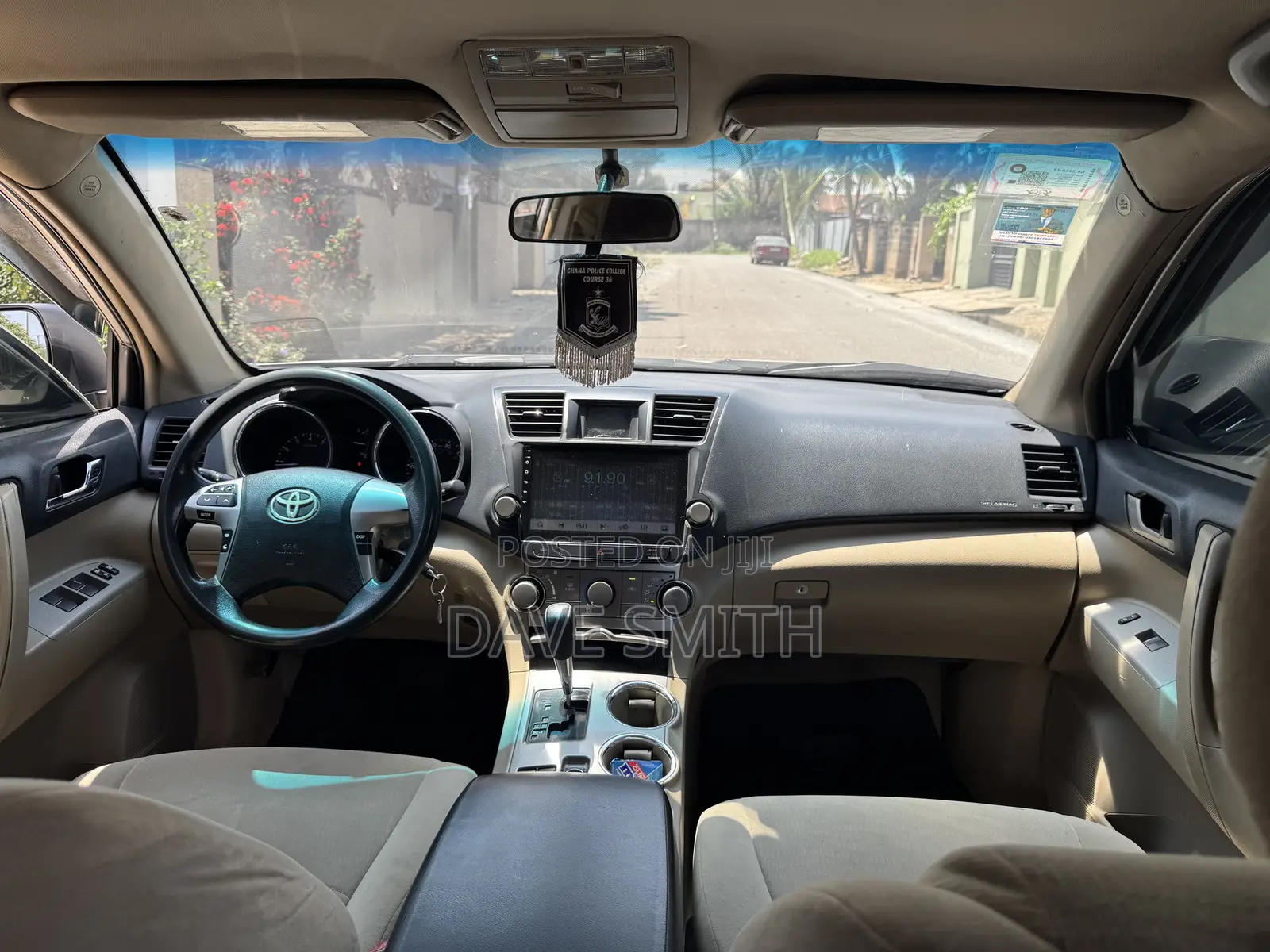 Toyota Highlander SE 3.5L 2WD 2013 Gold