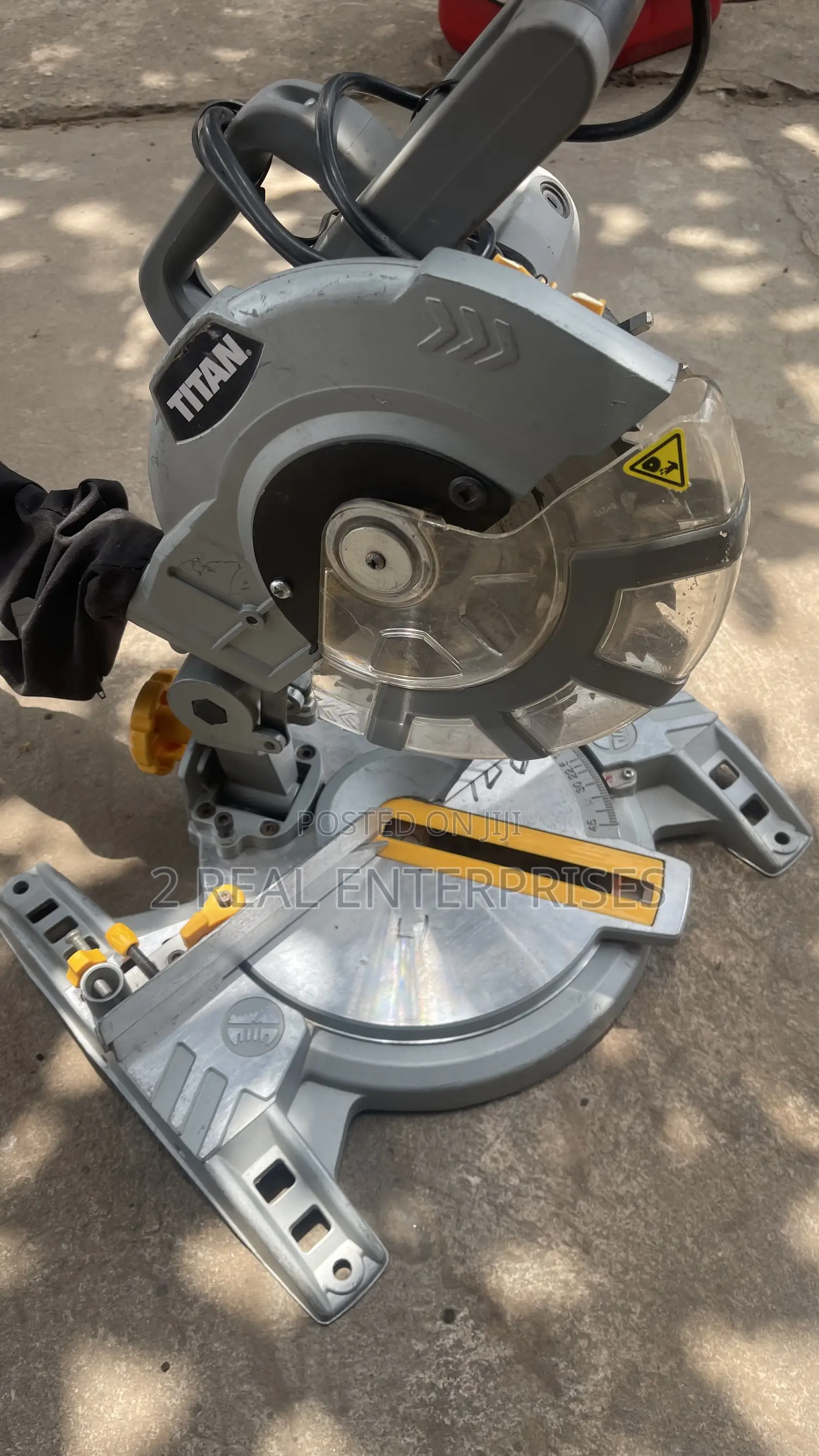 Titan 210mm Electric Sliding Mitre Saw