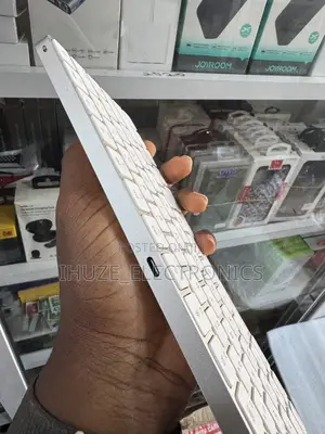Latest Magic Keyboard (USB-C)