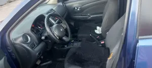 Nissan Versa 2013 Blue