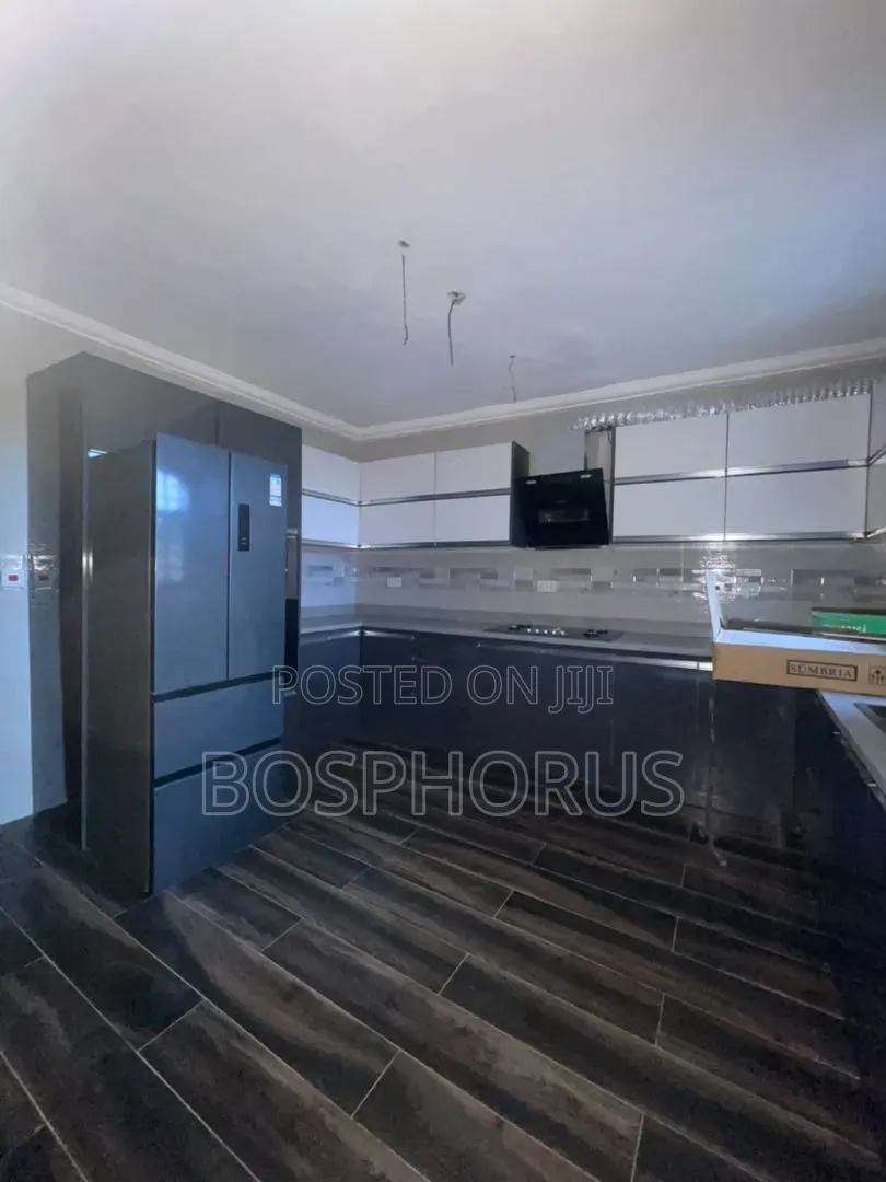 3bdrm Apartment in East Legon, Boundary Road Area for rent