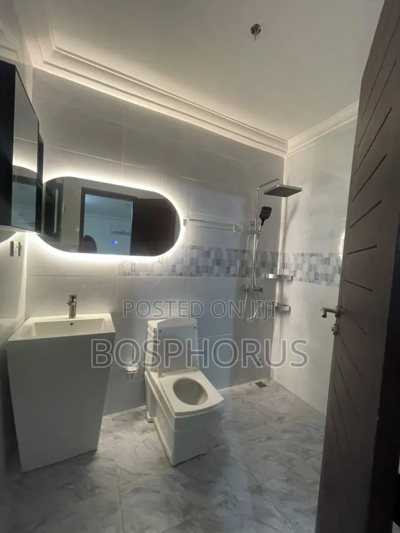 3bdrm Apartment in East Legon, Boundary Road Area for rent