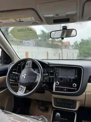 Mitsubishi Outlander 2020 White