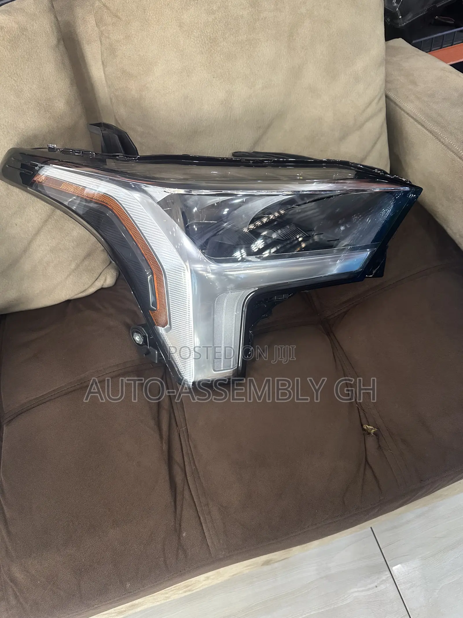 Toyota Tundra Headlight (Touring) PAIR 2022,2023,2024,2025,2026